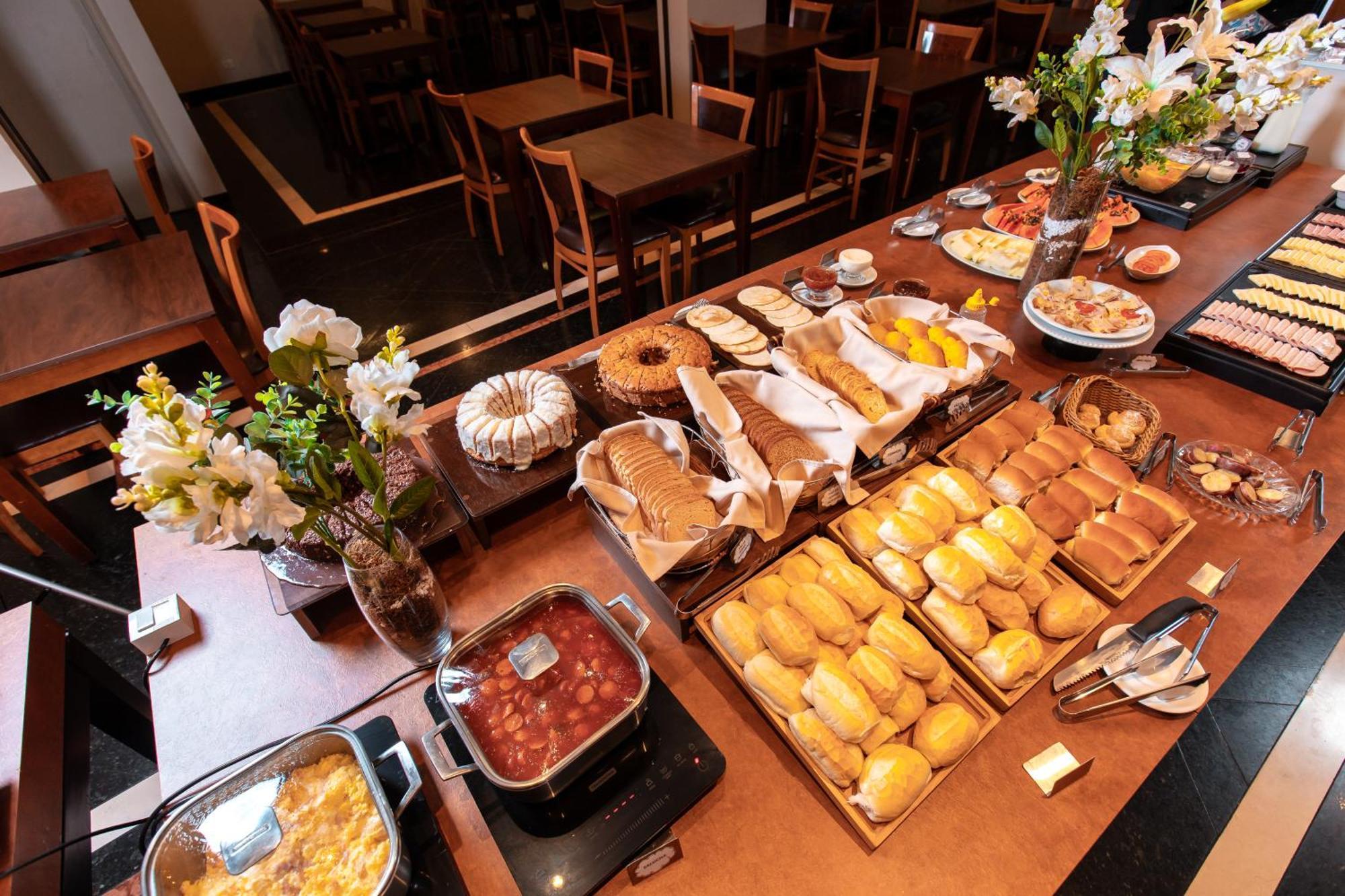 Ibis Styles Portal D'oeste Hotel 3*