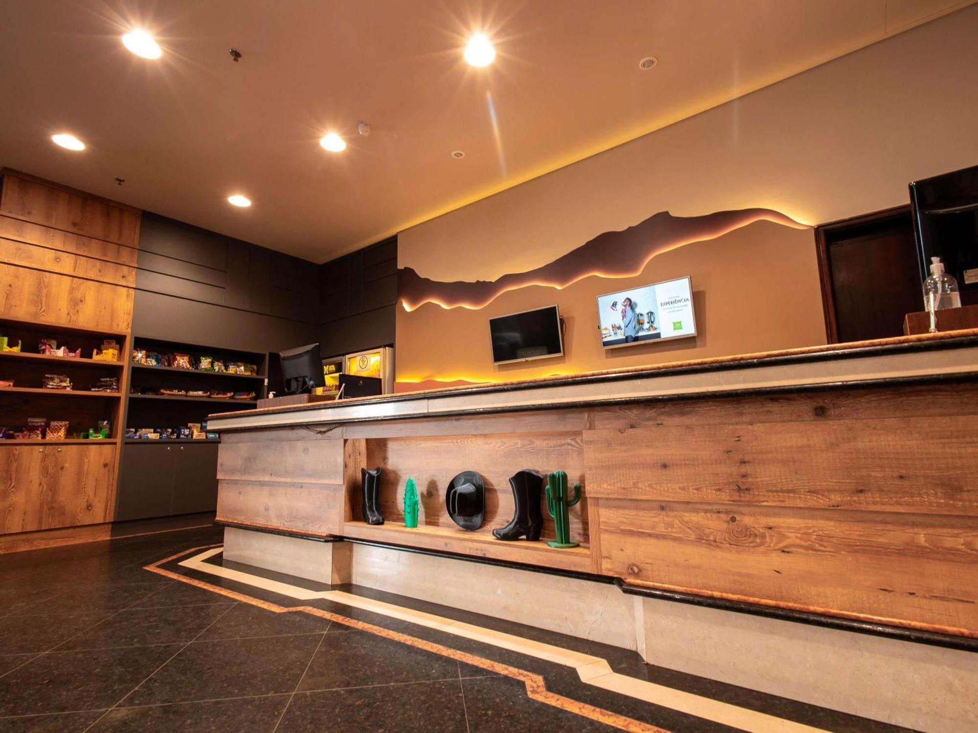 Hotel Ibis Styles Portal D'oeste 3*